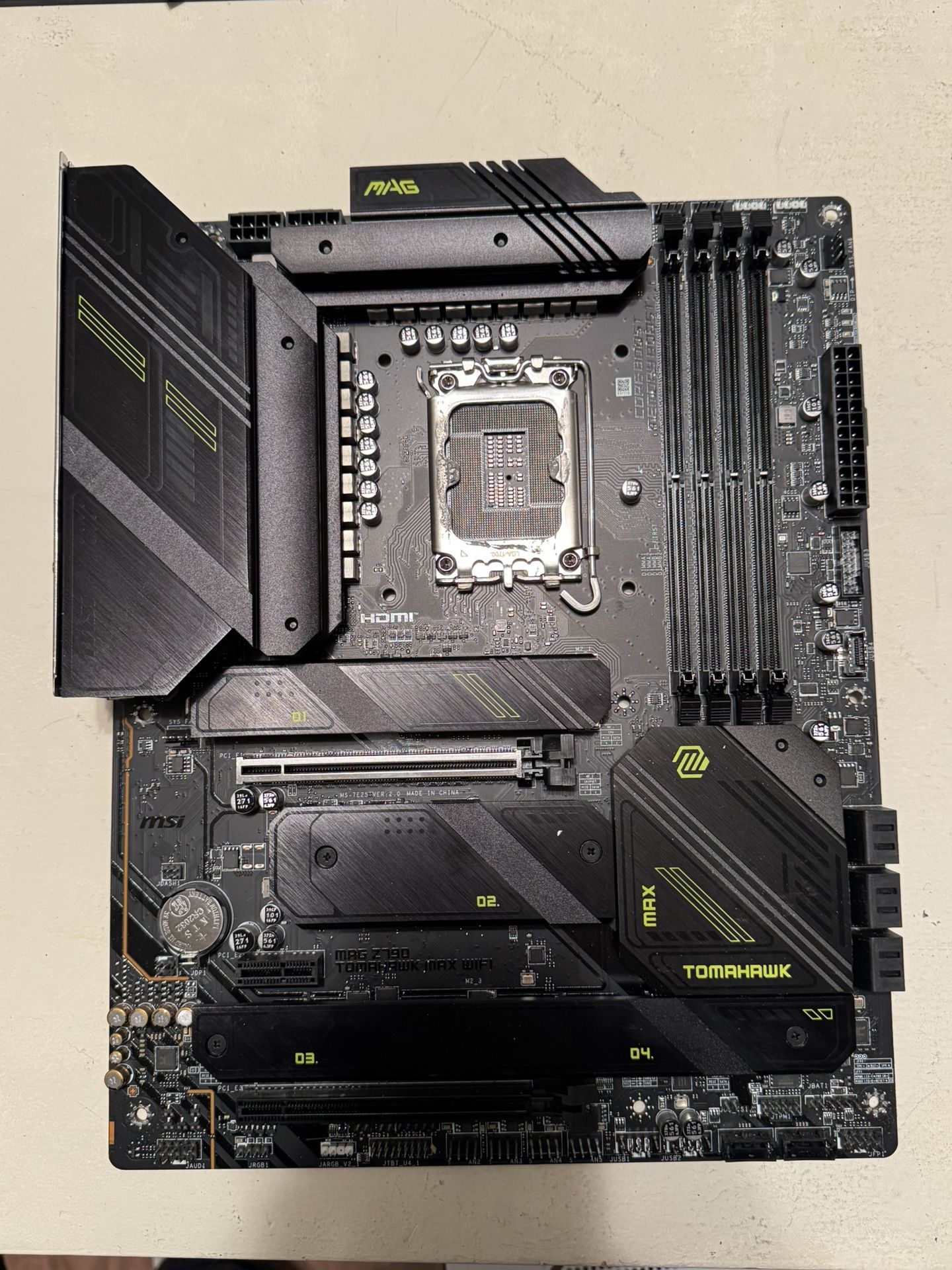 MSI MAG Z790 TOMAHAWK MAX WIFI ATX LGA1700 Motherboard