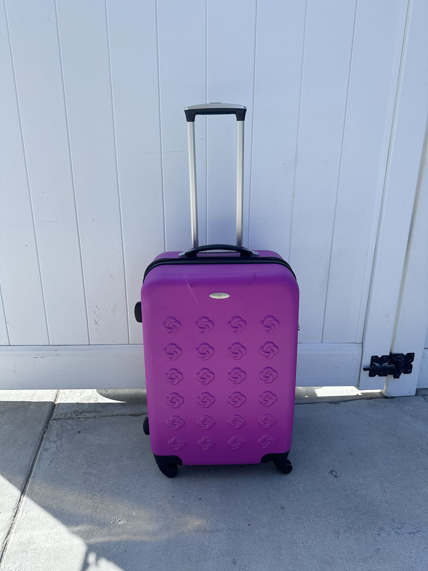 Samsonite 26in Medium Pink Checked-In Hard-Side Spinner Suitcase Luggage