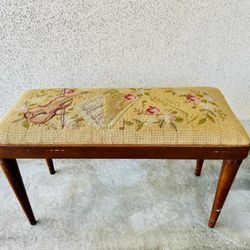 Vintage Upholstered Bench – Solid Wood Legs – Tapestry Fabric