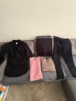 Maternity Women’s Clothing Bundle – Size S– Excellent Condition