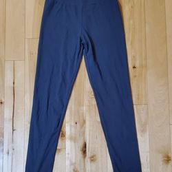 NEW Womens Gray Super Soft Leggings (M)