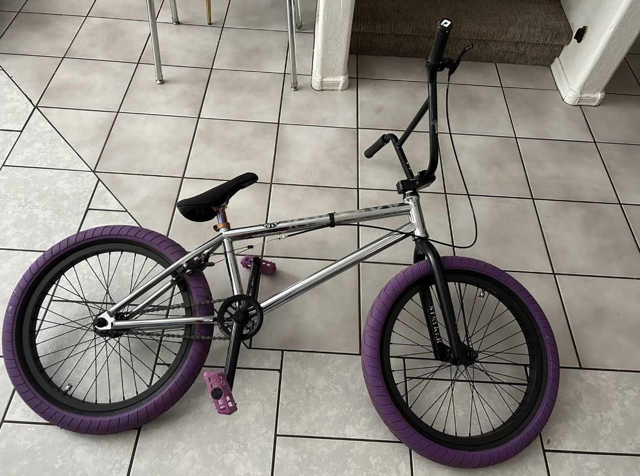 BMX Bike. Brand (kink)