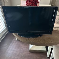 32” TV