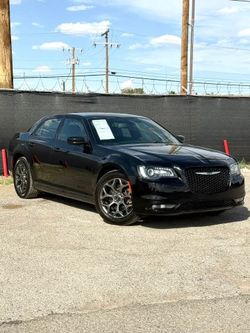 2018 Chrysler 300