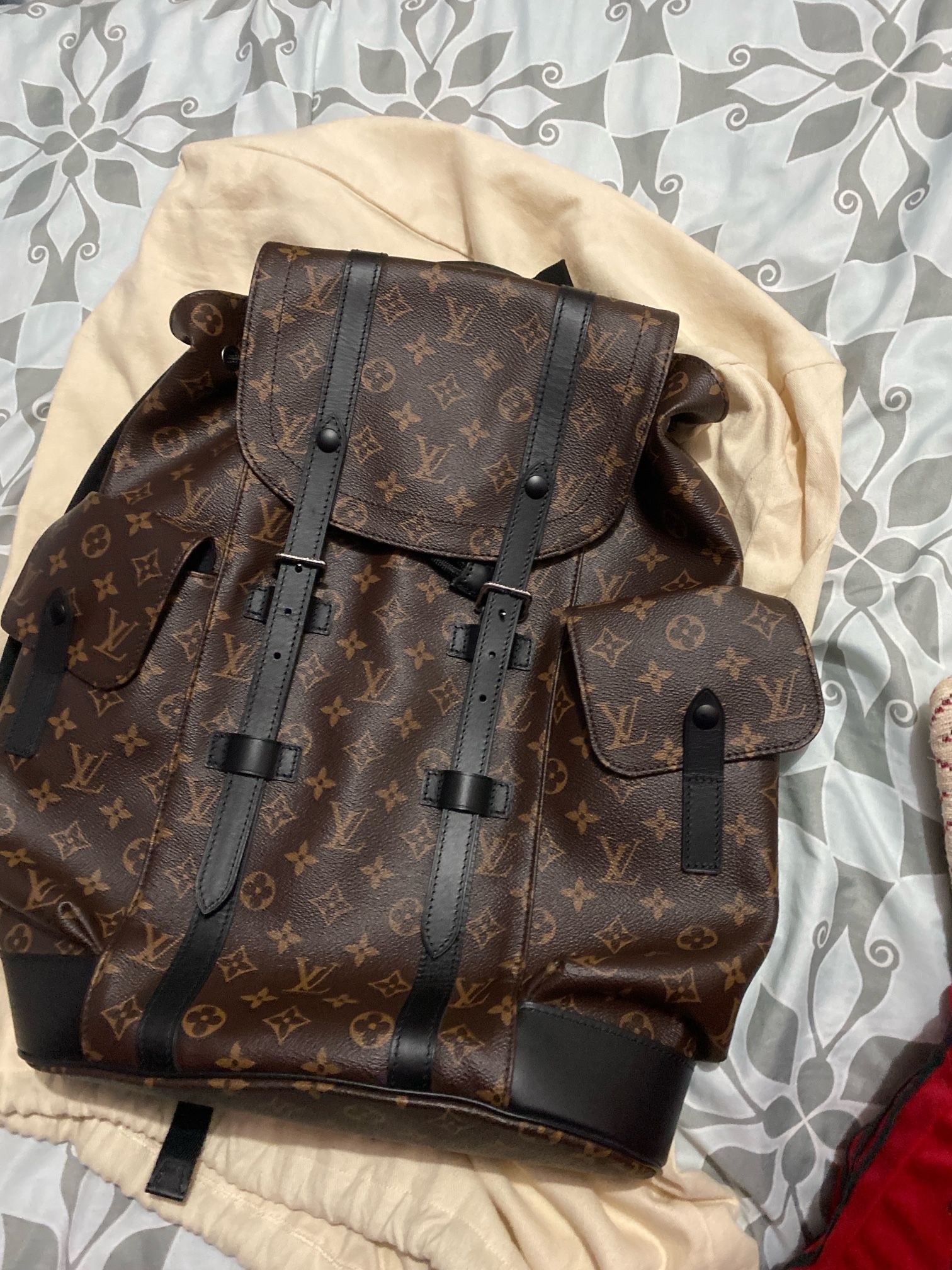 Louis Vuitton Christopher PM Bag ( TAKING OFFERS 2k and UP)