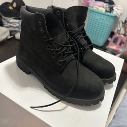 Black Timberlands