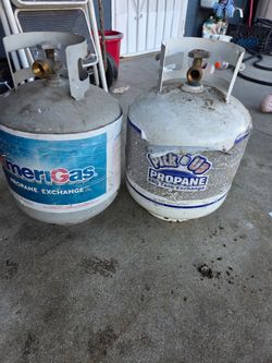 2 tanques de gas
