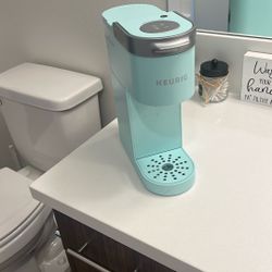 Keurig Coffee Machine 
