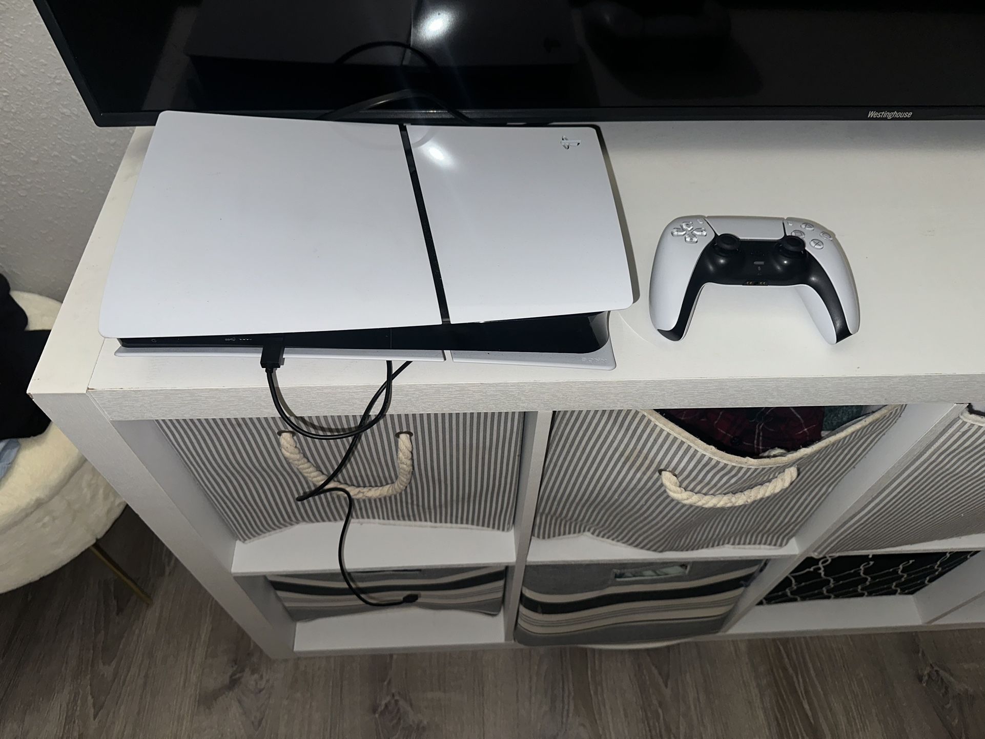 PS5 (games Included)