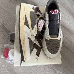 Travis Scott’s Mochas 