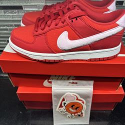 Nike Dunk Low Valentines Day 6Y And 6.5Y