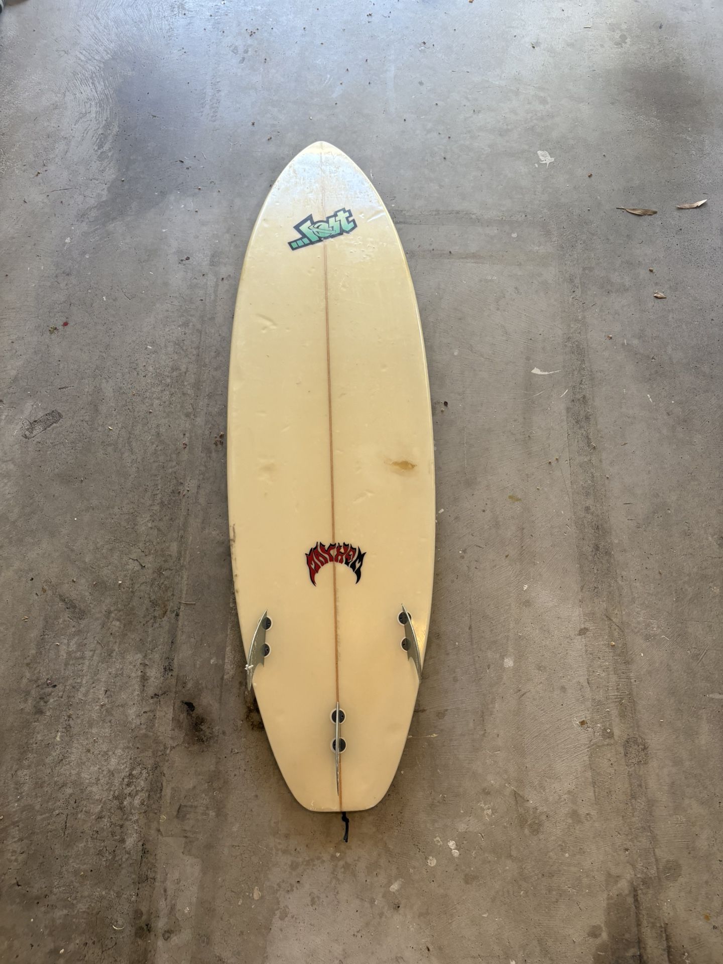 Lost mayhem Surfboard 5 '10 With Bag