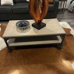 End/Side Tables and Cocktail Table