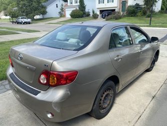 09 Toyota Corolla