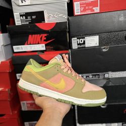 Nike Dunk Low Next Nature Sun Club Arctic Orange size 11 USED But Clean
