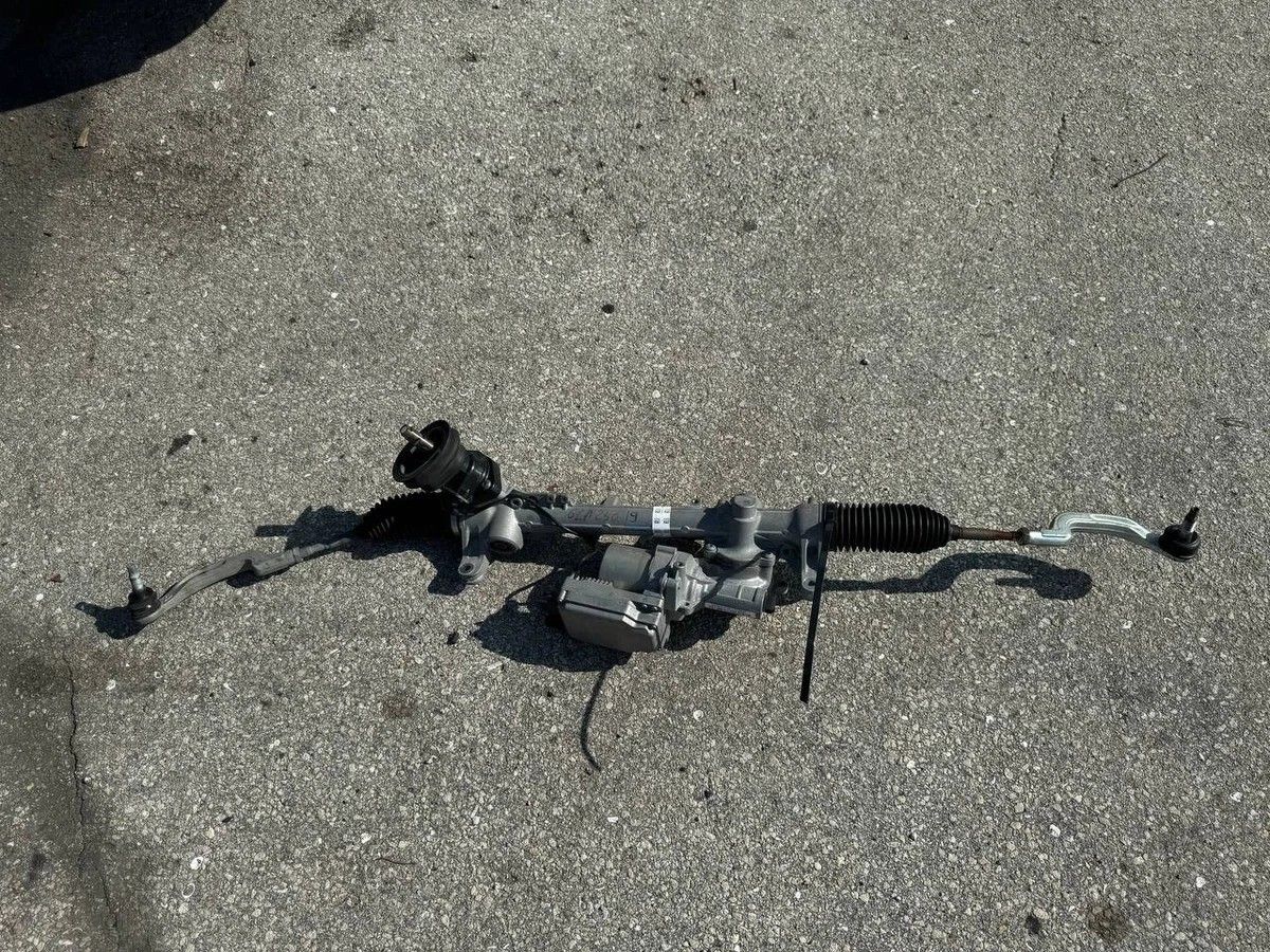 15-20 Mercedes GLA CLASS Power Steering Gear Box Rack &Pinion