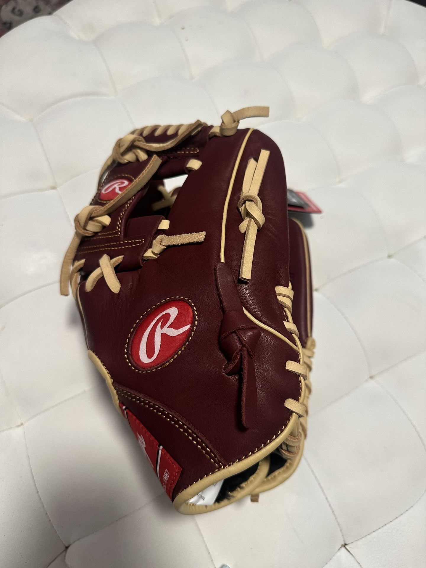 Rawlings Infield Glove