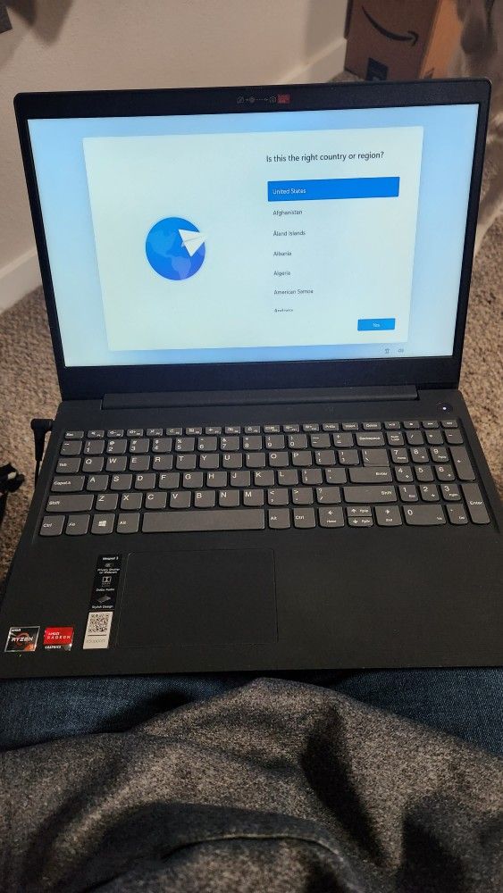 Lenovo Ideapad 3 15.3"