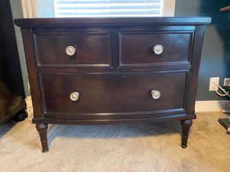 Small wood dresser