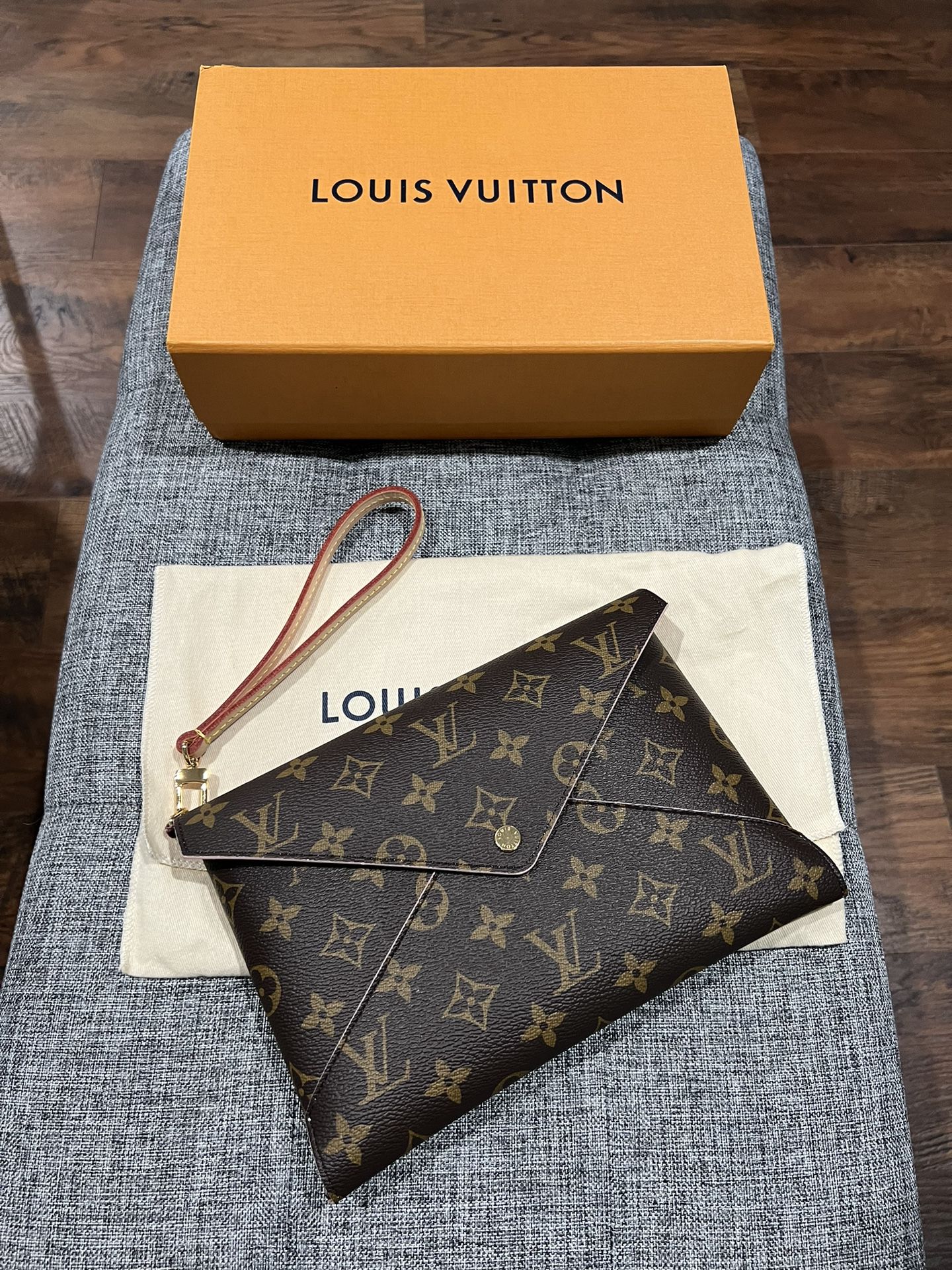 Authentic Louis Vuitton Kirigami Large Pochette Pouch