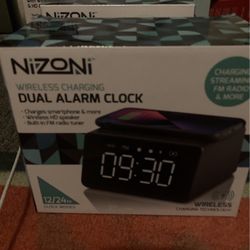Nizoni Charger Alarm Clock