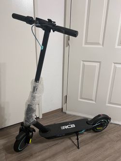Adult Electric Scooter – like new
