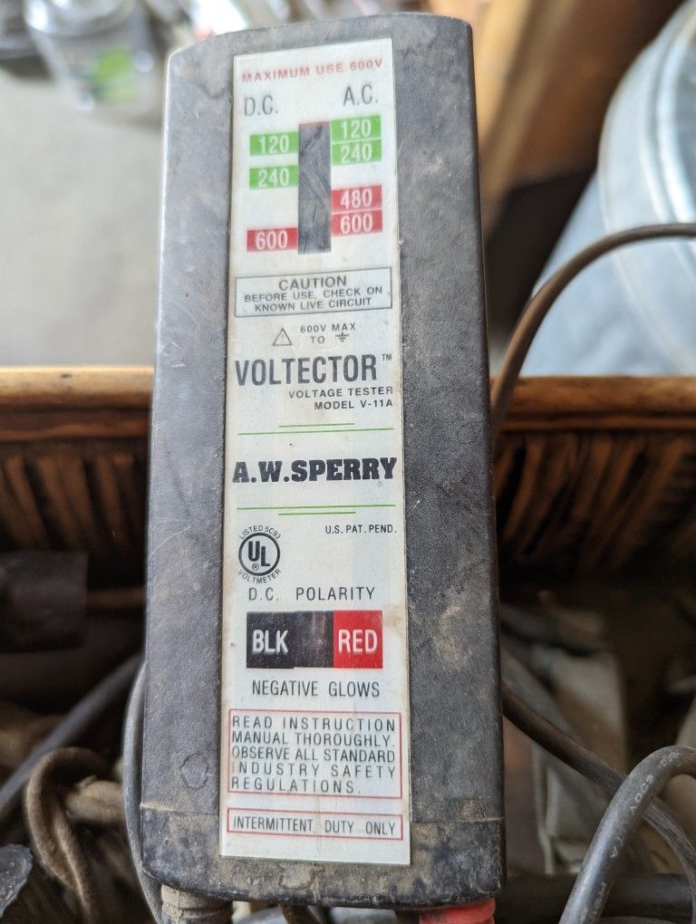A.W. SPERRY VOLTECTOR MODEL V-11A