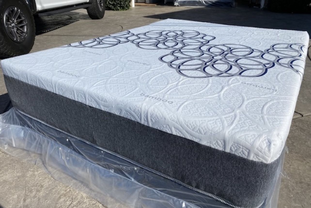 King Bamboo Hybrid Cool Gel Memory Foam Mattress!!