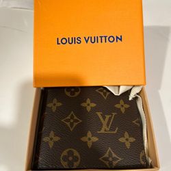 Loui Vuitton Wallet 