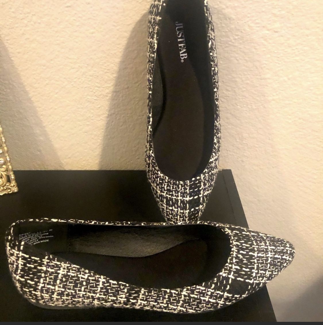Brand New Just Fab Krissy Plaid Pointed Flats 5.5