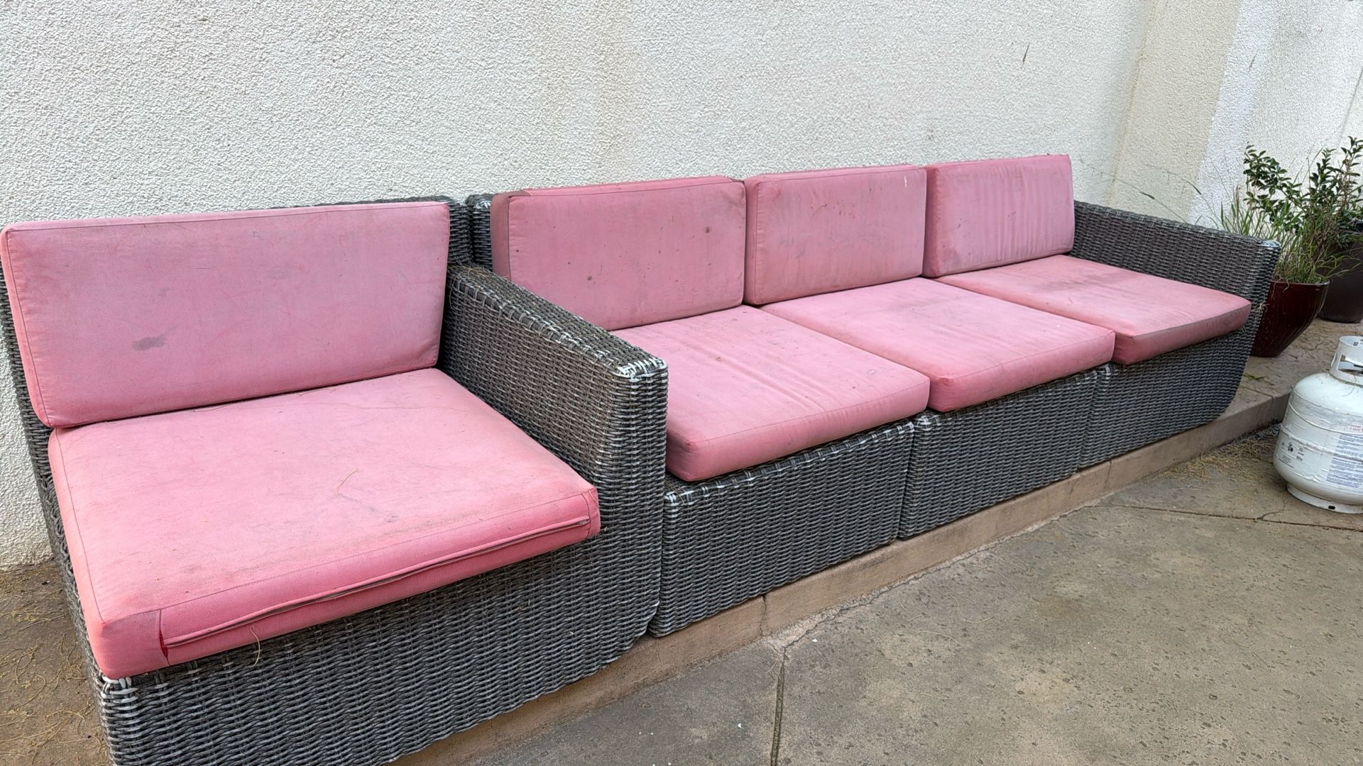 4pc Outdoor Seating Chairs