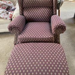 Chair With Ottoman