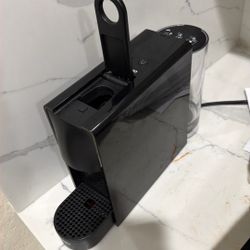NESPRESSO COFFEE MACHINE – SACRIFICED PRICE