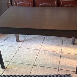 IKEA expanding table