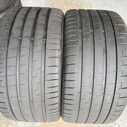 Two Premium Tires 325/30/23 Pirelli P Zero PZ4 Like New With 80-95% Left Lamborghini Urus Rear •