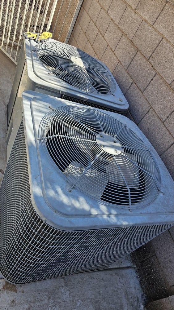 Air conditioning condenser unit. for Sale in Tolleson, AZ OfferUp