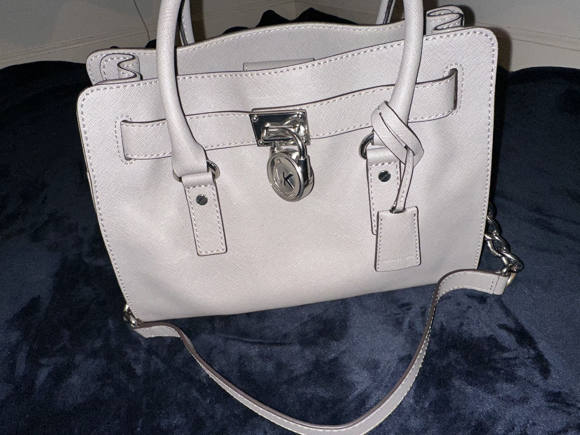 Michael Kors EW Hamilton Saffiano Bag Silver