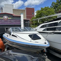 Bayliner with Trailer