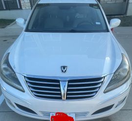 2012 Hyundai Equus