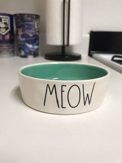 Rae Dunn kitty bowl