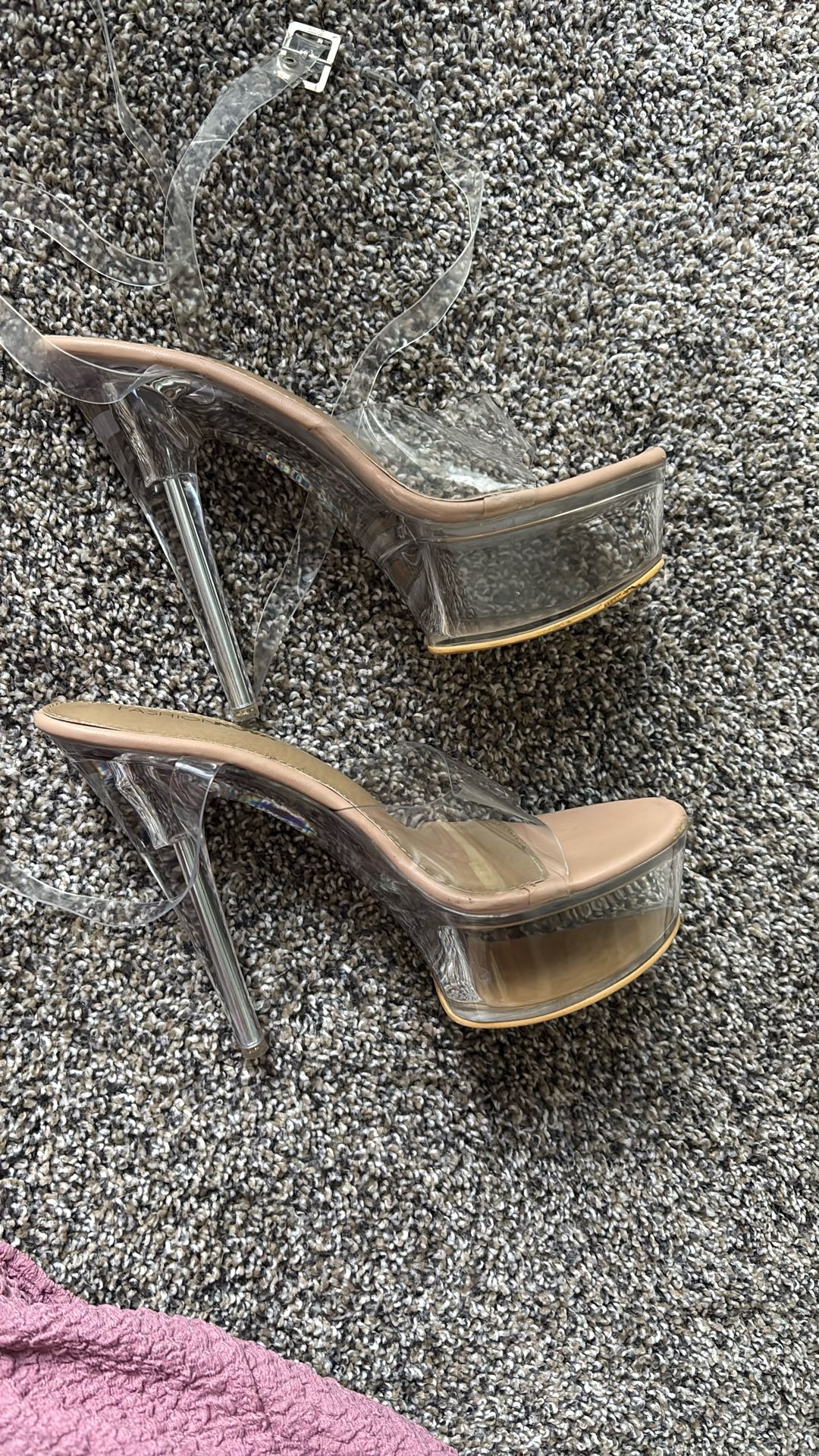 Fashion Nova heels $30