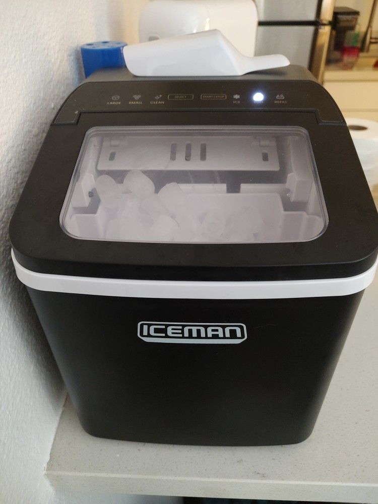 Iceman Automatic Ice Maker - Like New!