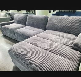 Sectional Set