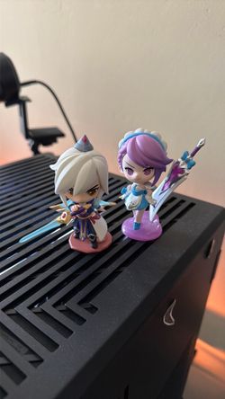 Looking to Trade/Sell Pop Mart TFT League of Legends Fight for the Golden Spatula