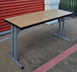 Southern Aluminum Tables with Folding Legs