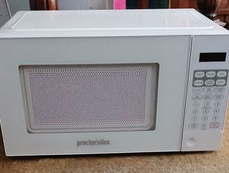 Small 700 Watt Microwave New $20