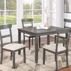 4-person dining set