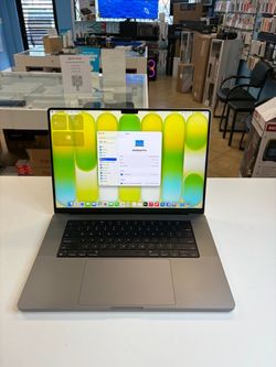 MacBook Pro 16inch M1 Pro / 16GB Ram-1TB w Final Cut & Logic Pro