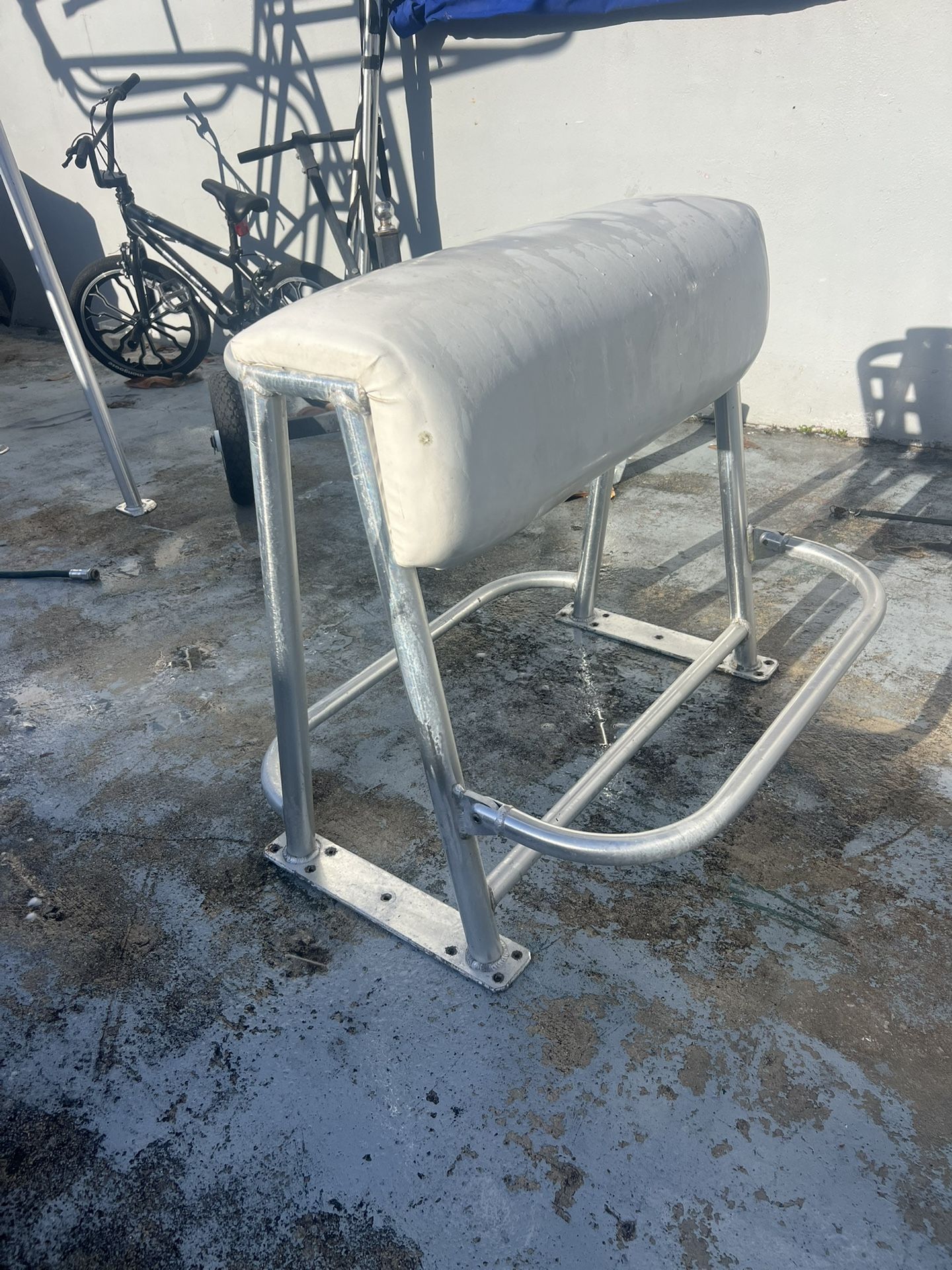 Boat Leaning Post Aciento De Bote for Sale in Homestead, FL - OfferUp