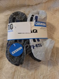 Shaq boys 10 pair of socks